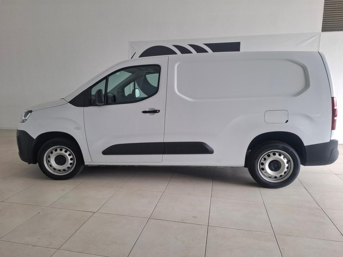 citroen-berlingo-2023-diesel-1499cc