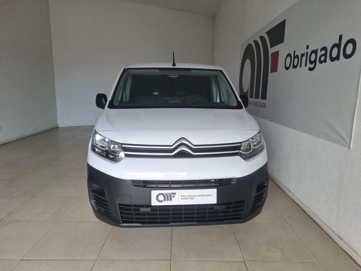 citroen-berlingo-2023-diesel-1499cc