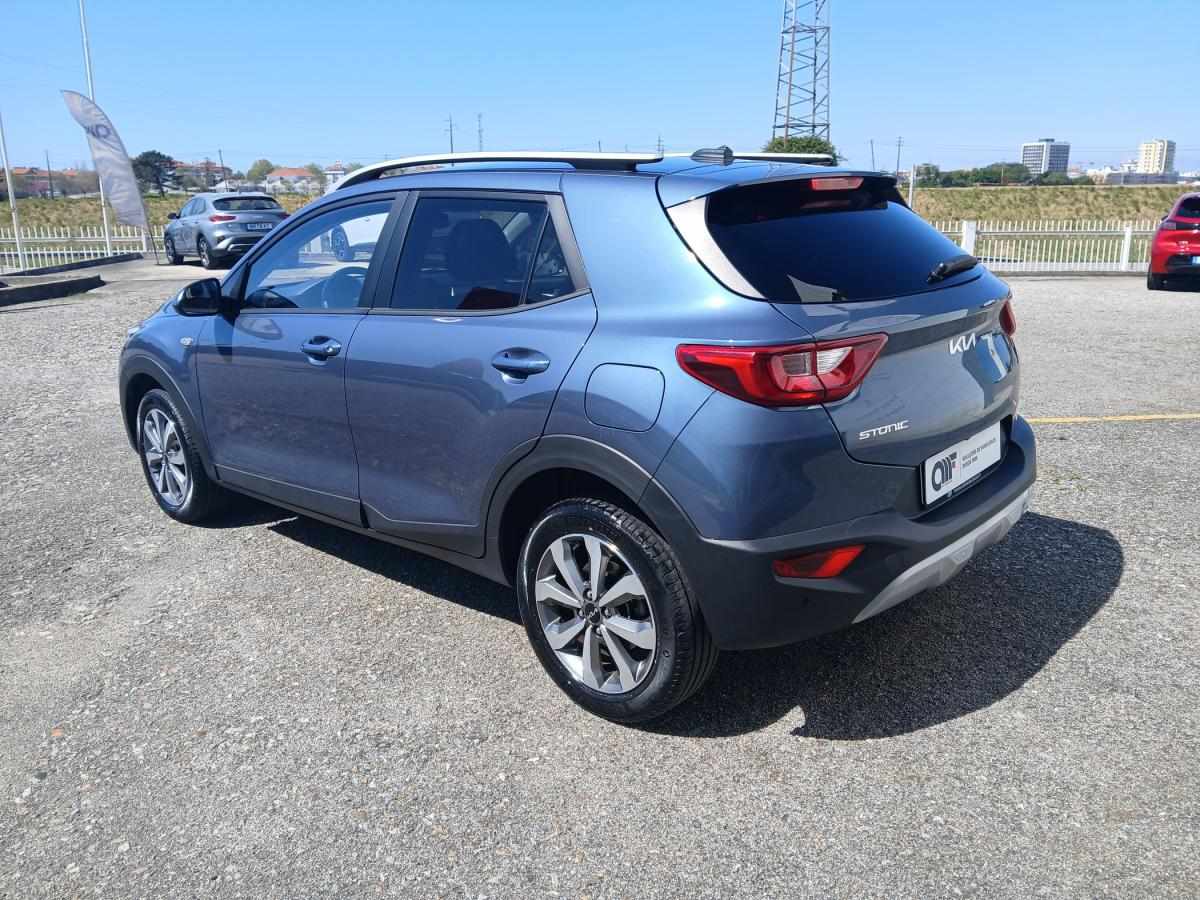 kia-stonic-2024-gasolina-1197cc