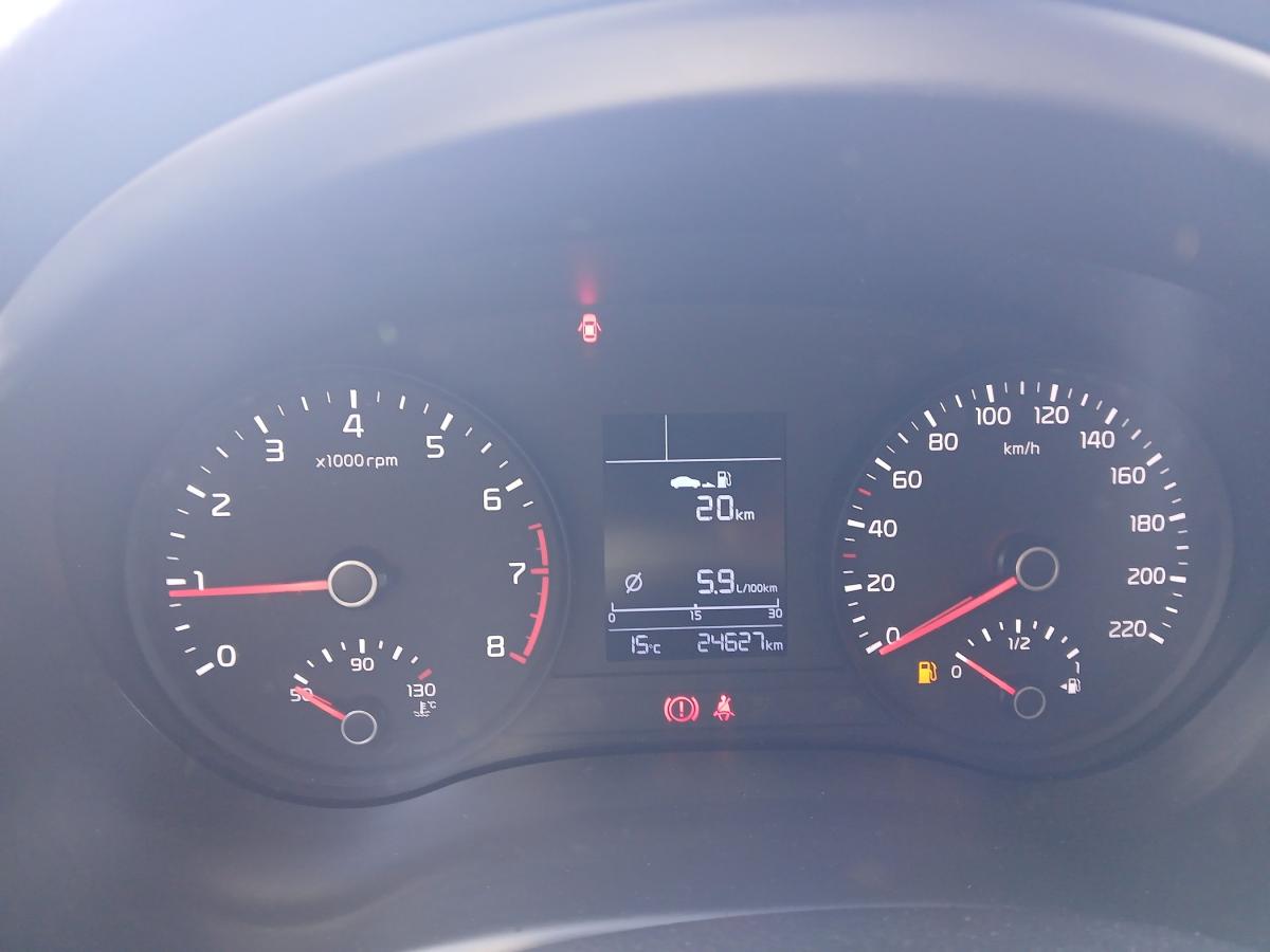 kia-stonic-2024-gasolina-1197cc