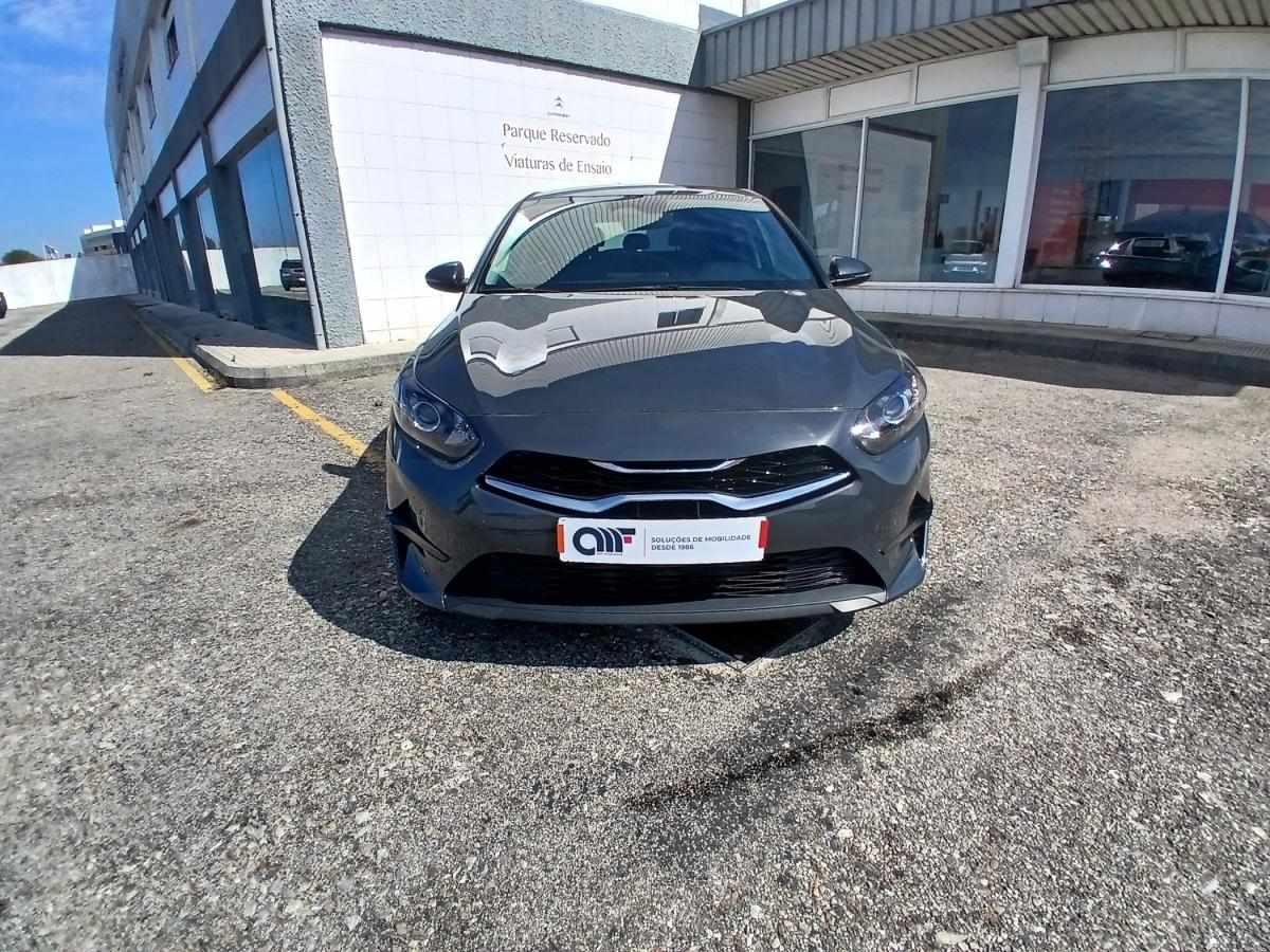 kia-ceed-2025-gasolina-998cc