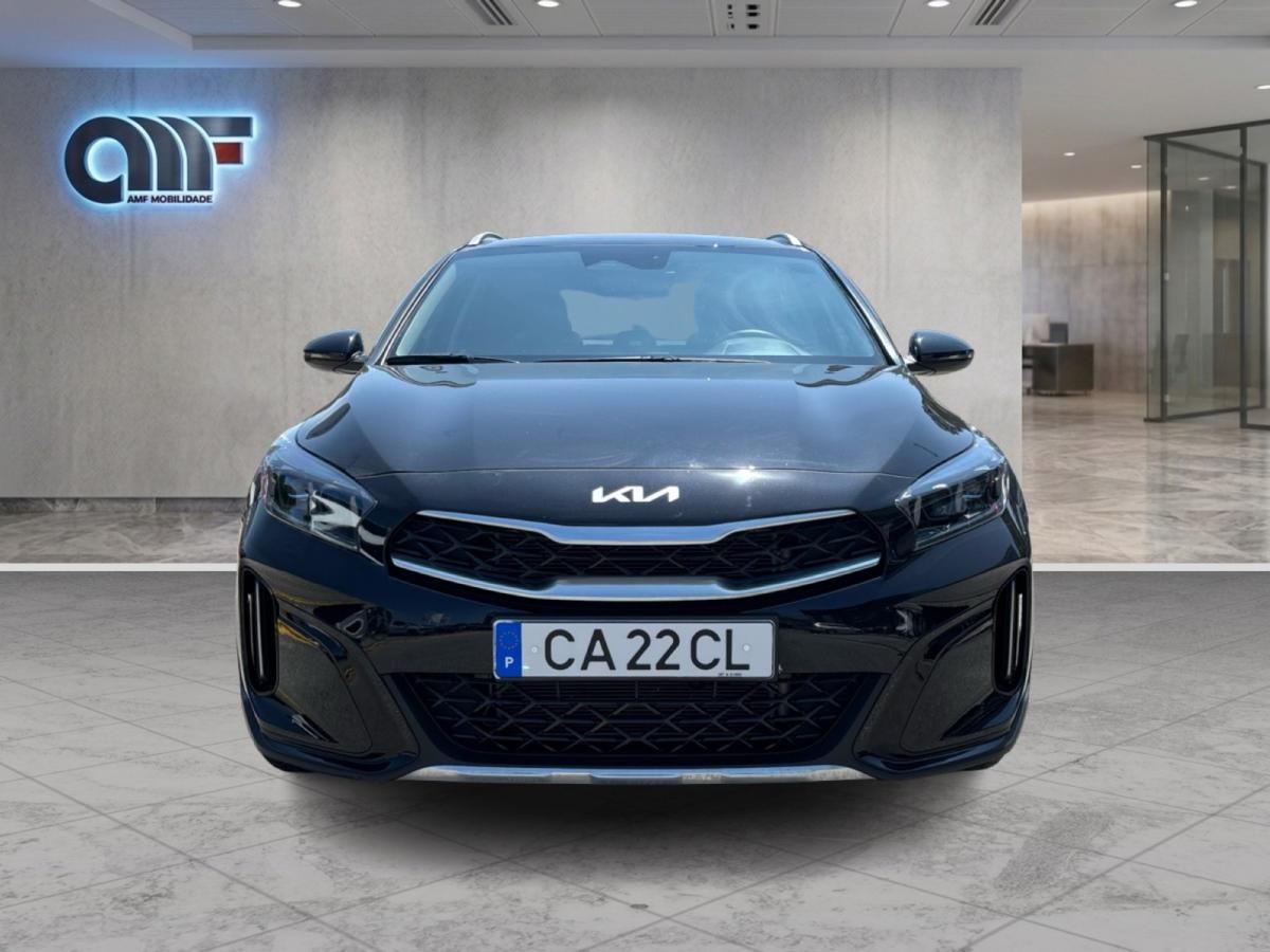 kia-xceed-2025-gasolina-998cc