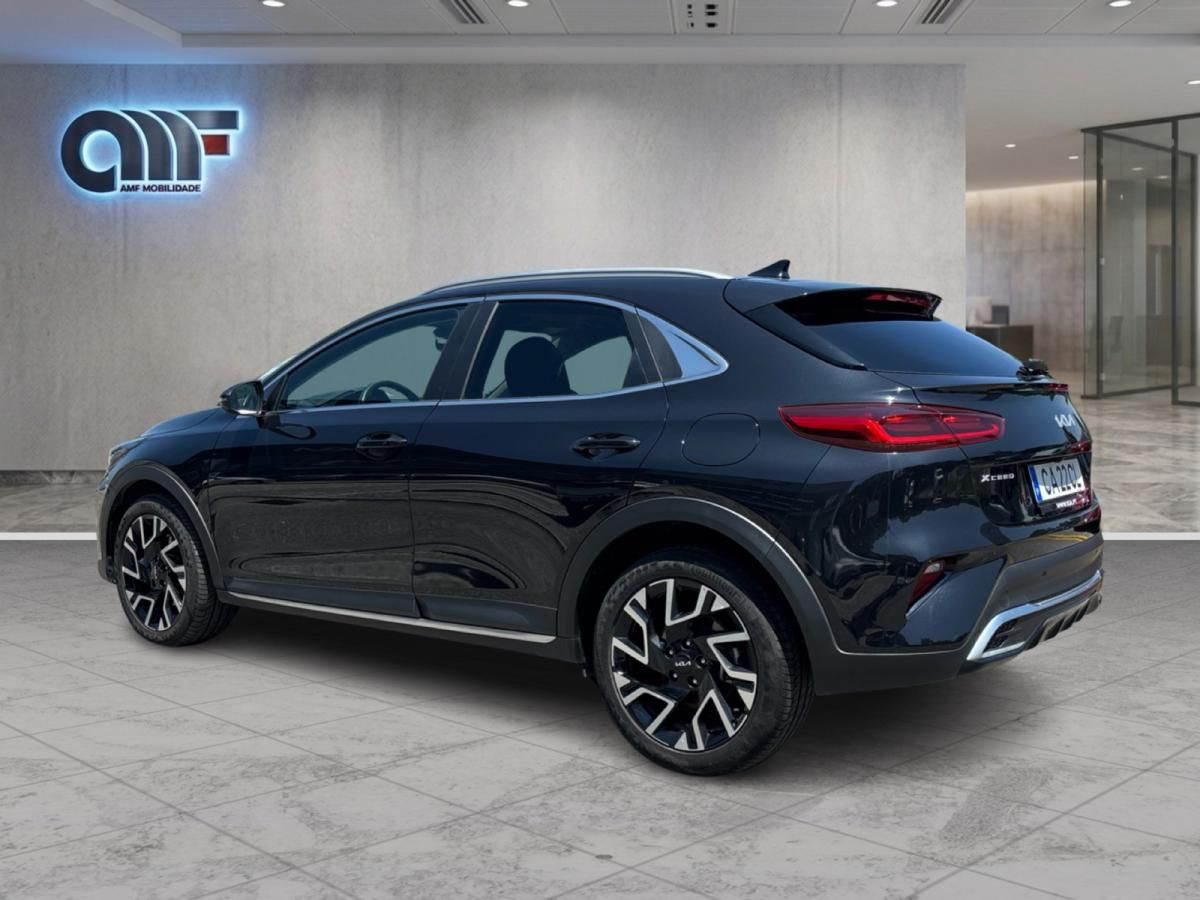 kia-xceed-2025-gasolina-998cc