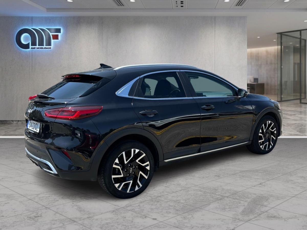 kia-xceed-2025-gasolina-998cc