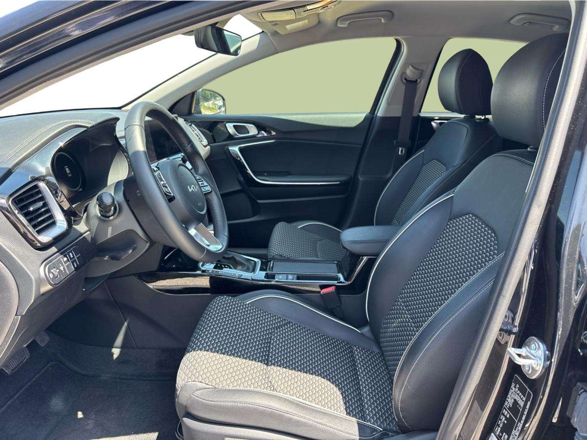 kia-xceed-2025-gasolina-998cc