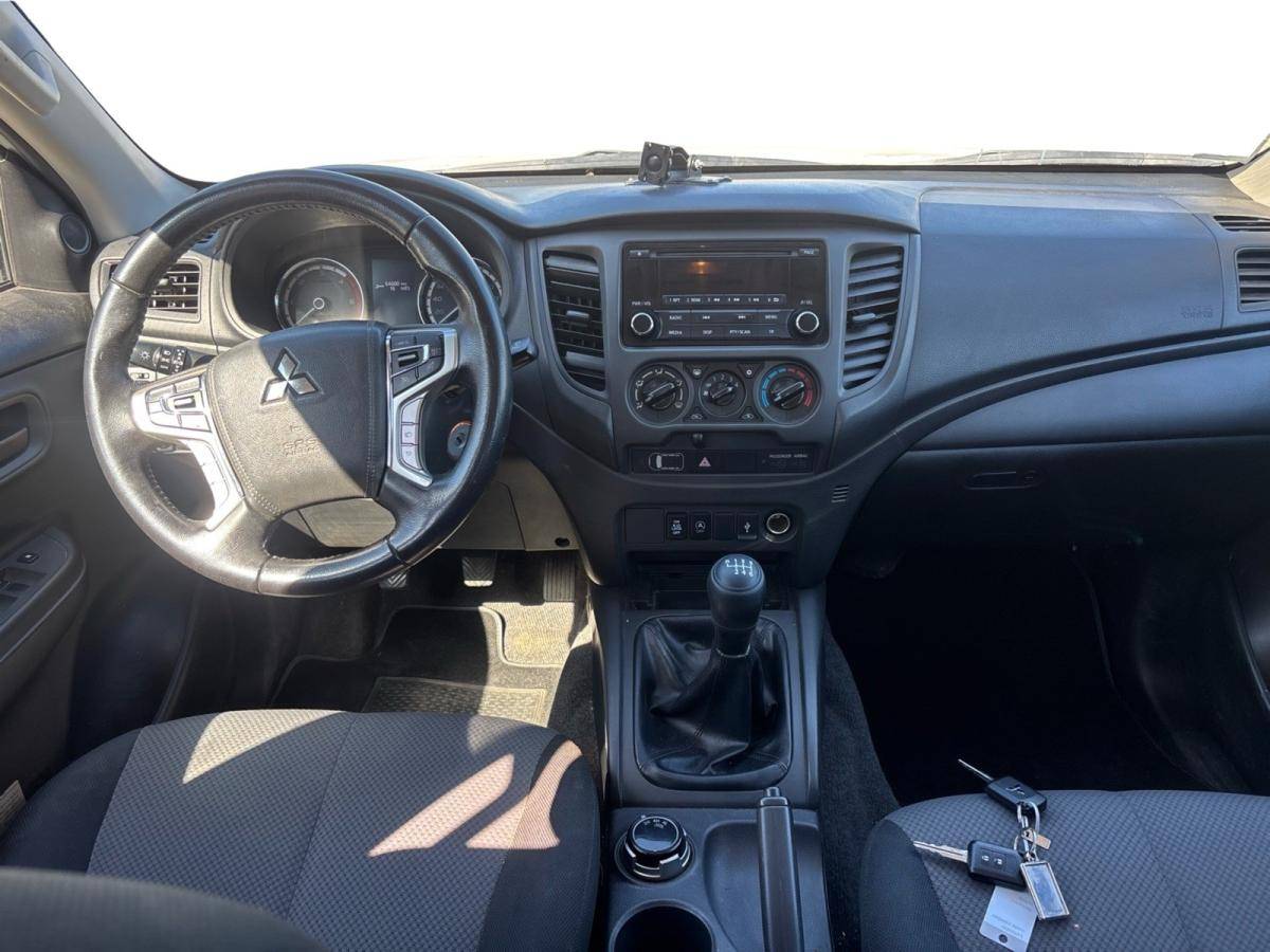 mitsubishi-l200-2022-diesel-2268cc