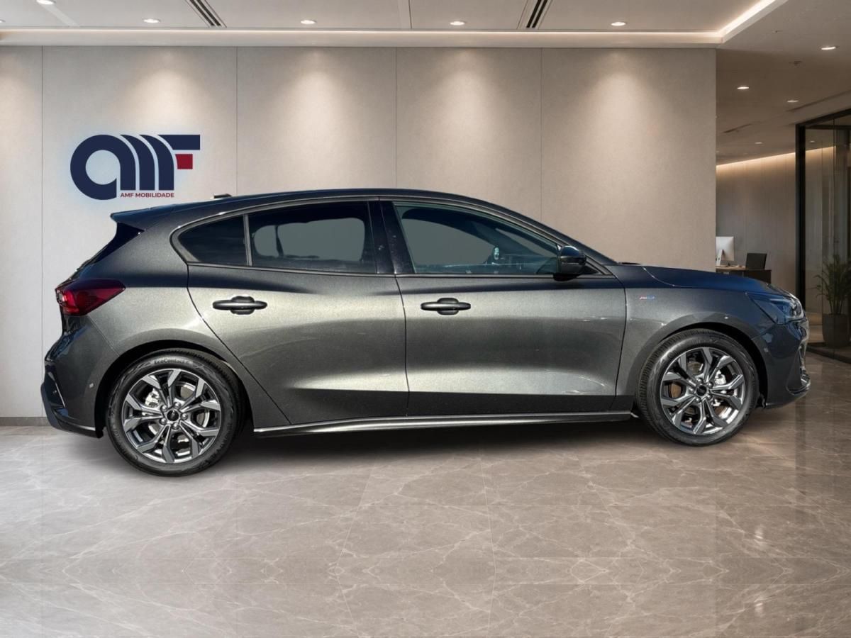 ford-focus-2025-gasolina-998cc