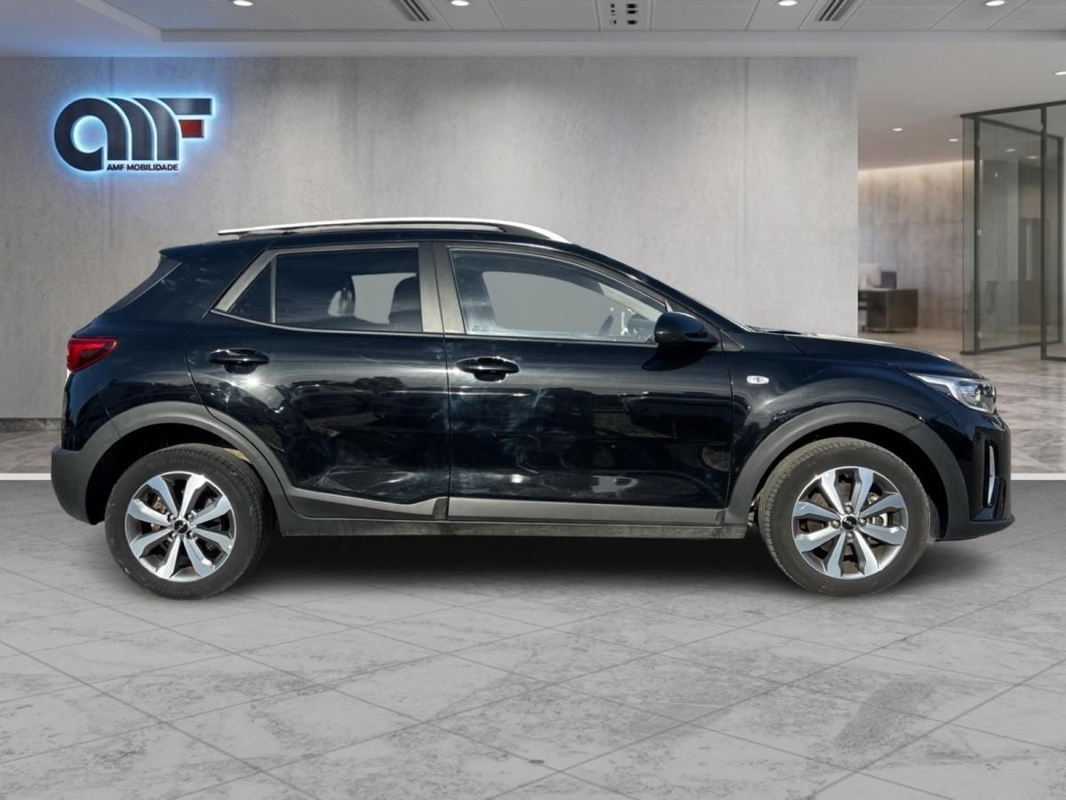 kia-stonic-2025-gasolina-1197cc