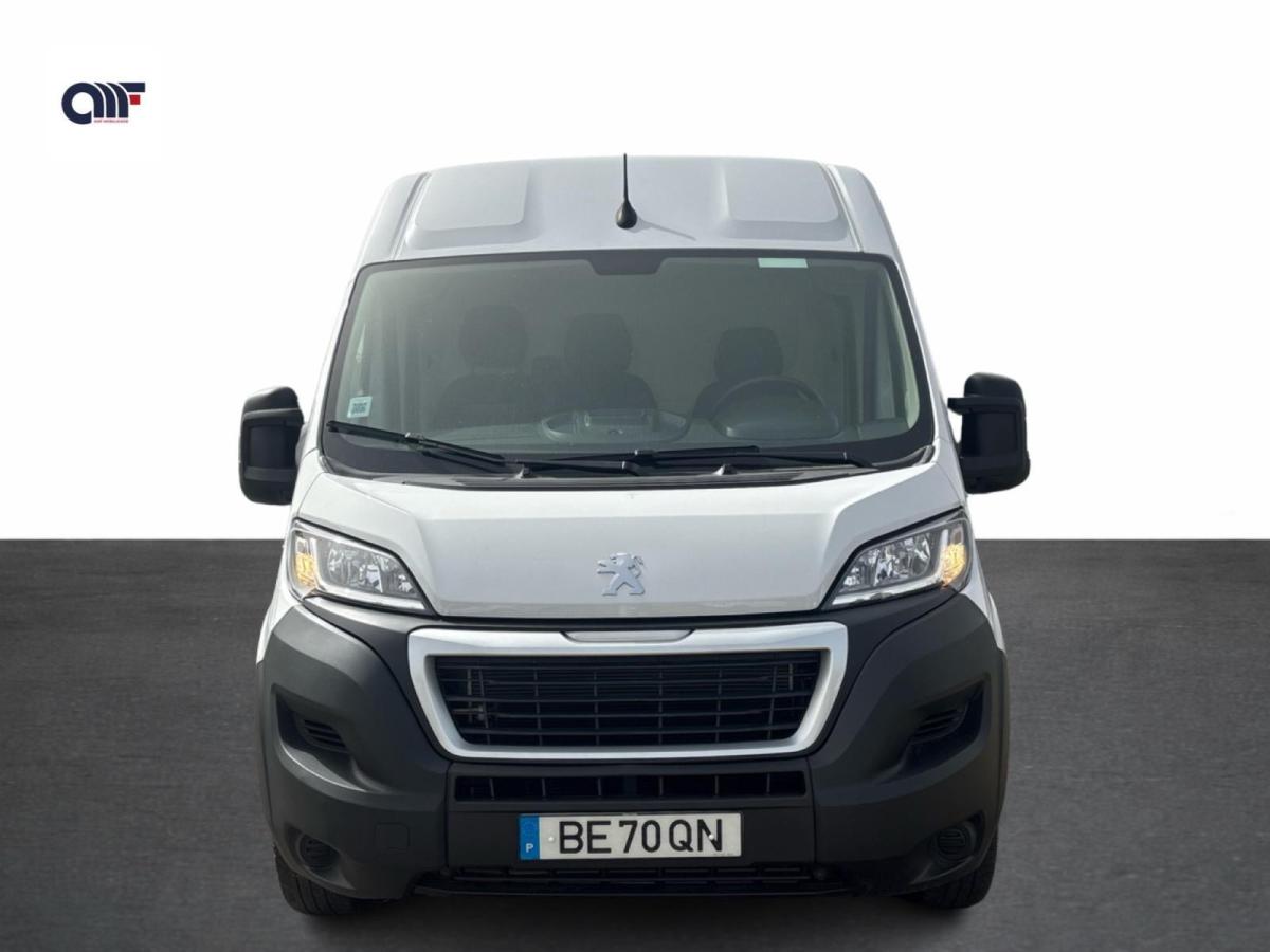 peugeot-boxer-2023-diesel-2179cc