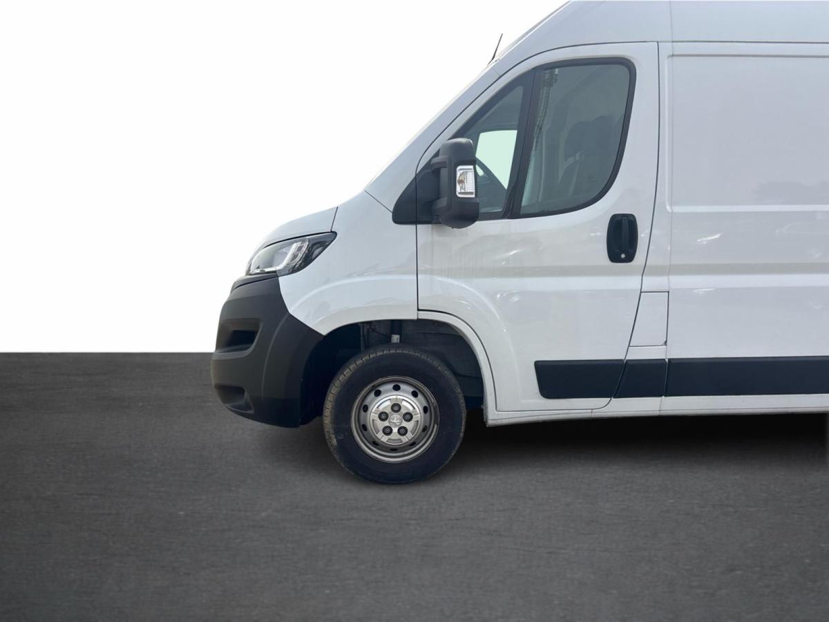 peugeot-boxer-2023-diesel-2179cc