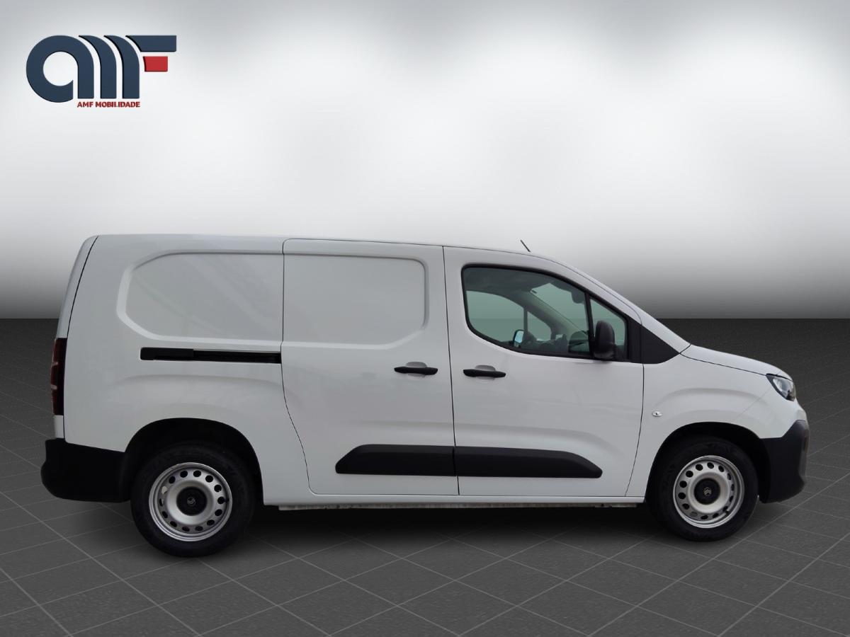 citroen-berlingo-2025-diesel-1499cc