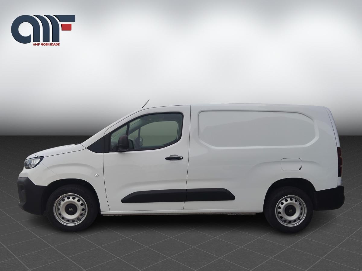citroen-berlingo-2025-diesel-1499cc