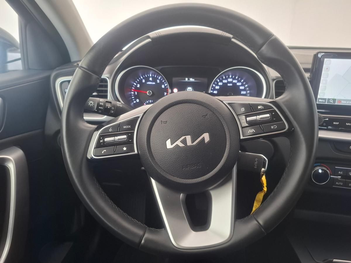 kia-xceed-2025-gasolina-998cc