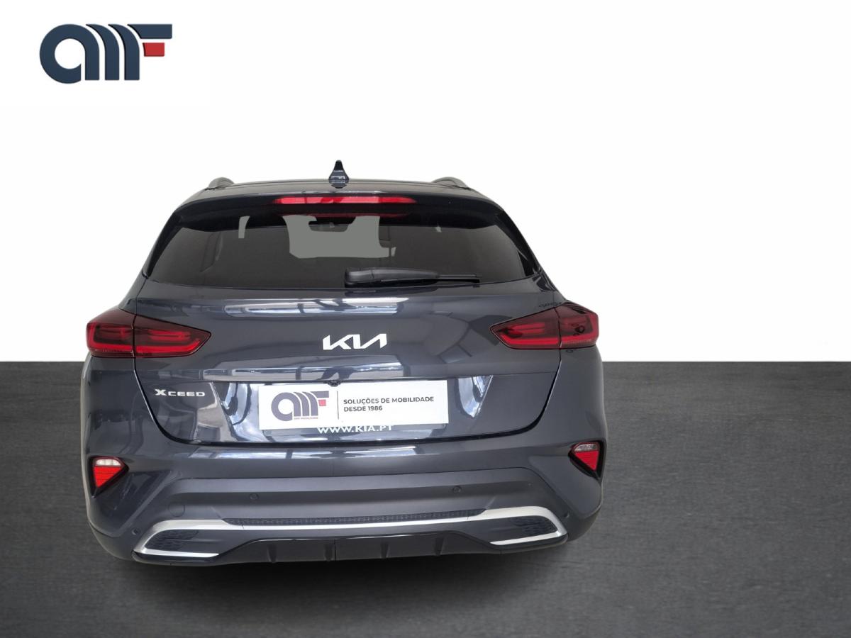 kia-xceed-2025-gasolina-998cc