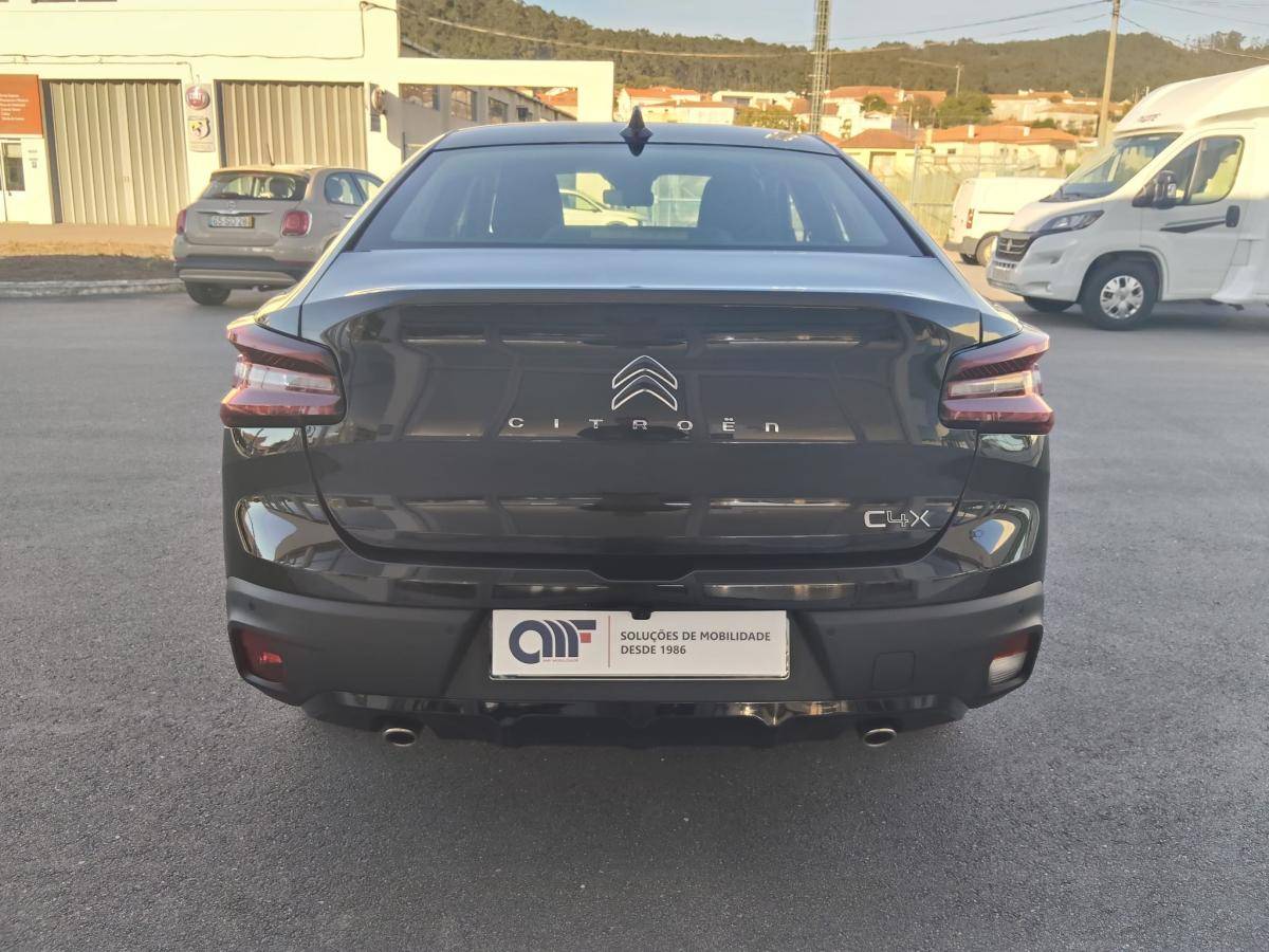 citroen-c4-2024-gasolina-1199cc