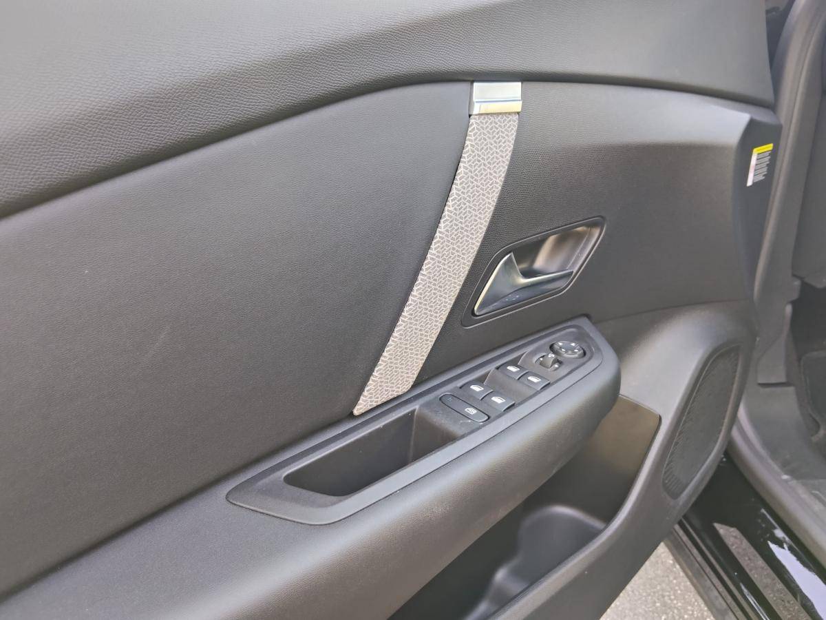 citroen-c4-2024-gasolina-1199cc