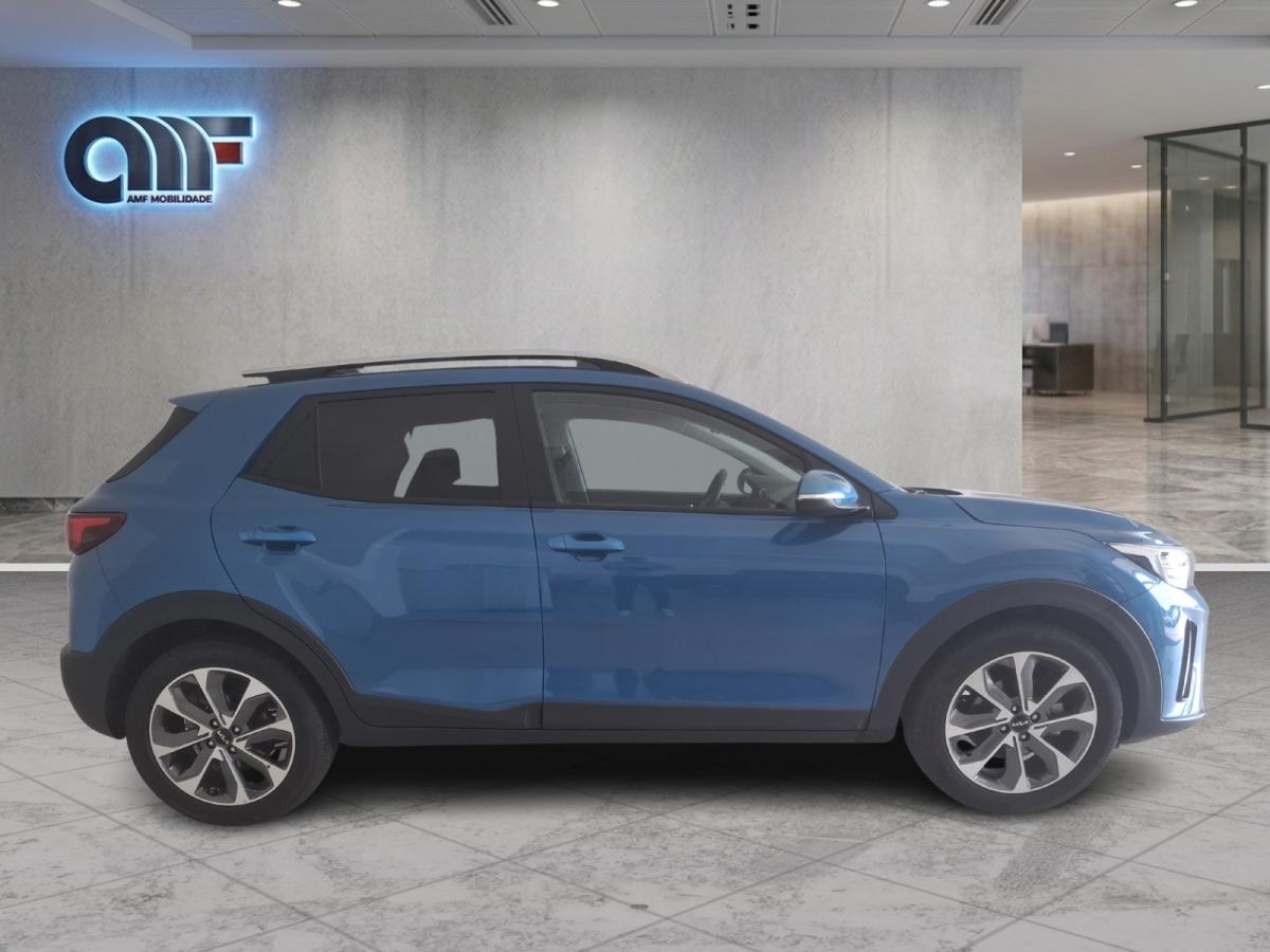 kia-stonic-2024-gasolina-998cc