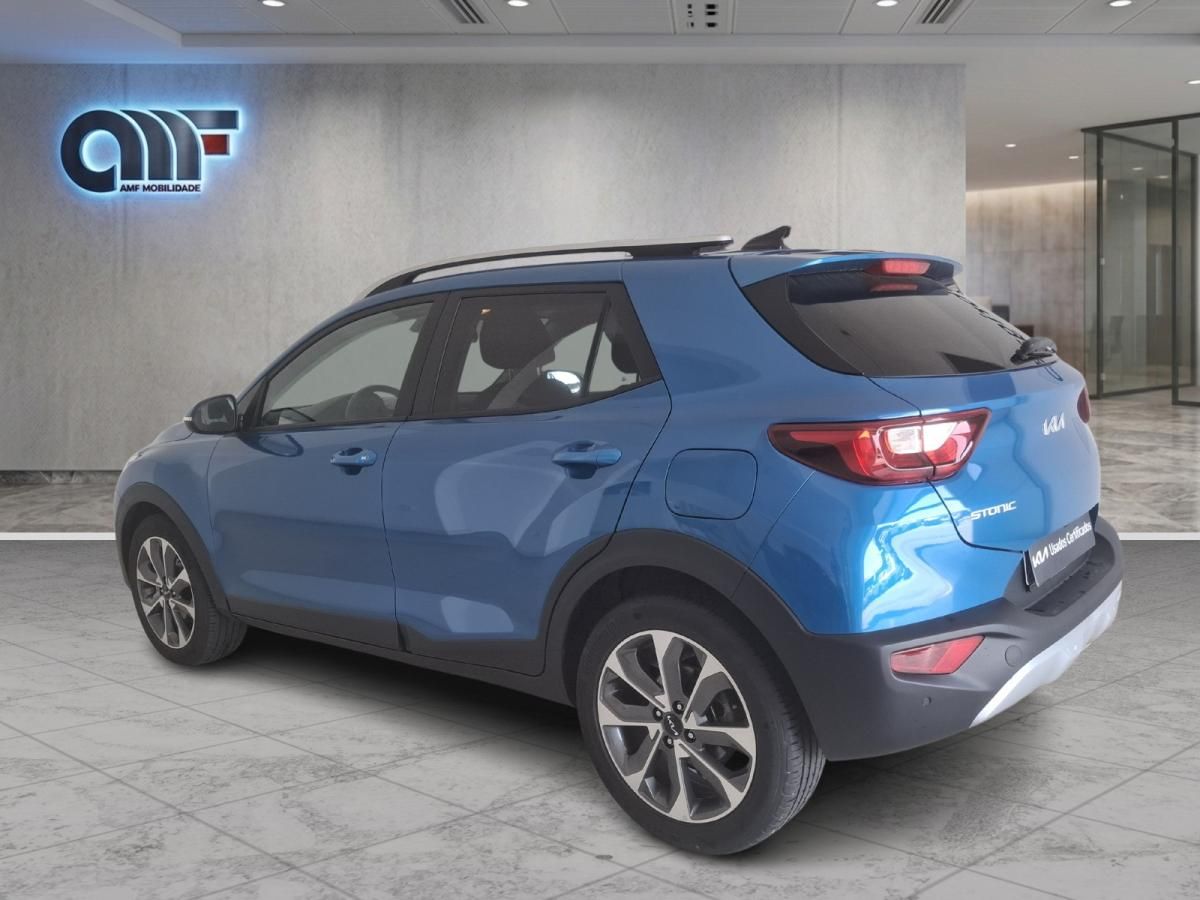 kia-stonic-2024-gasolina-998cc