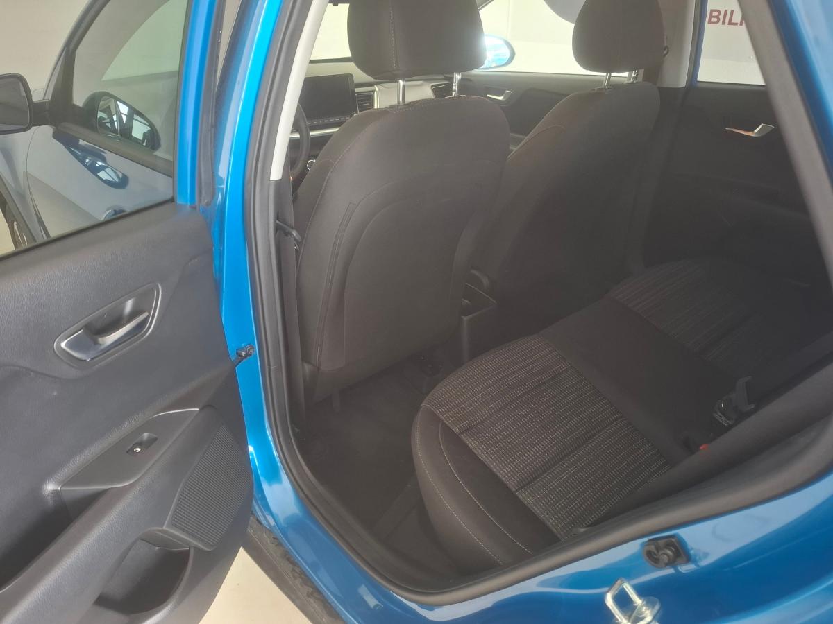 kia-stonic-2024-gasolina-998cc