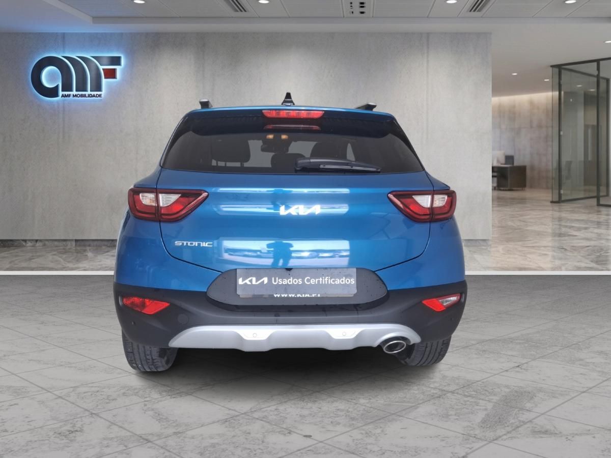 kia-stonic-2024-gasolina-998cc