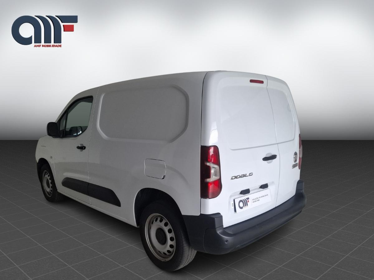 fiat-doblo-2023-diesel-1499cc