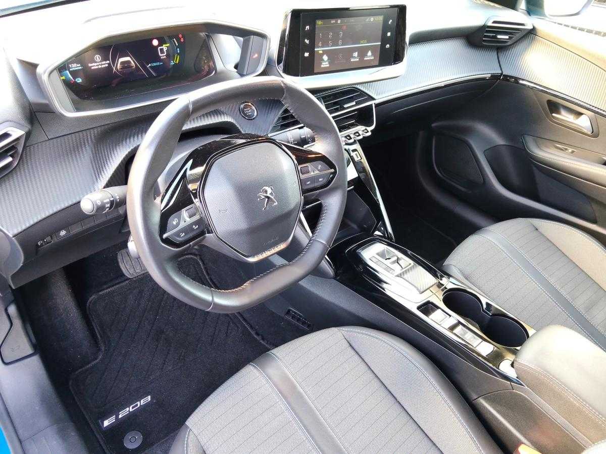 peugeot-208-2023-eletrico-0cc