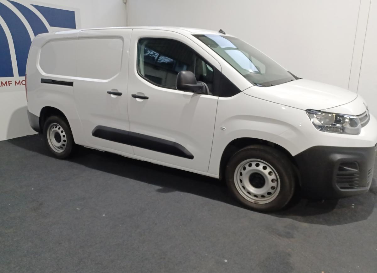 citroen-berlingo-2023-diesel-1499cc