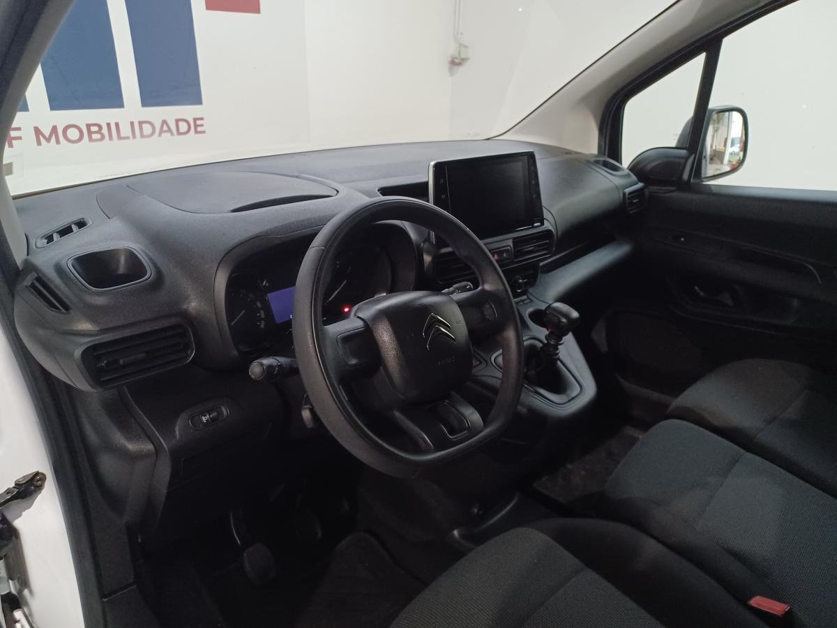 citroen-berlingo-2023-diesel-1499cc