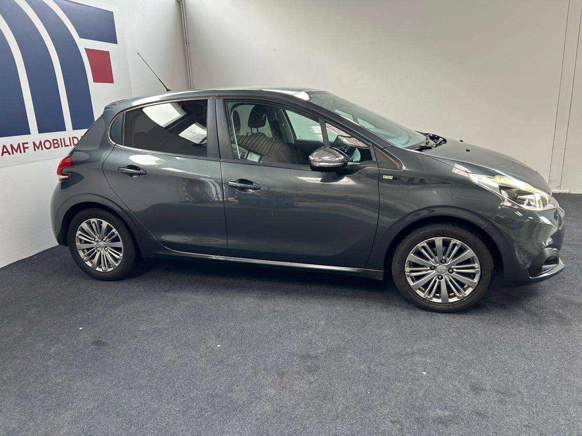 peugeot-208-2016-gasolina-1199cc