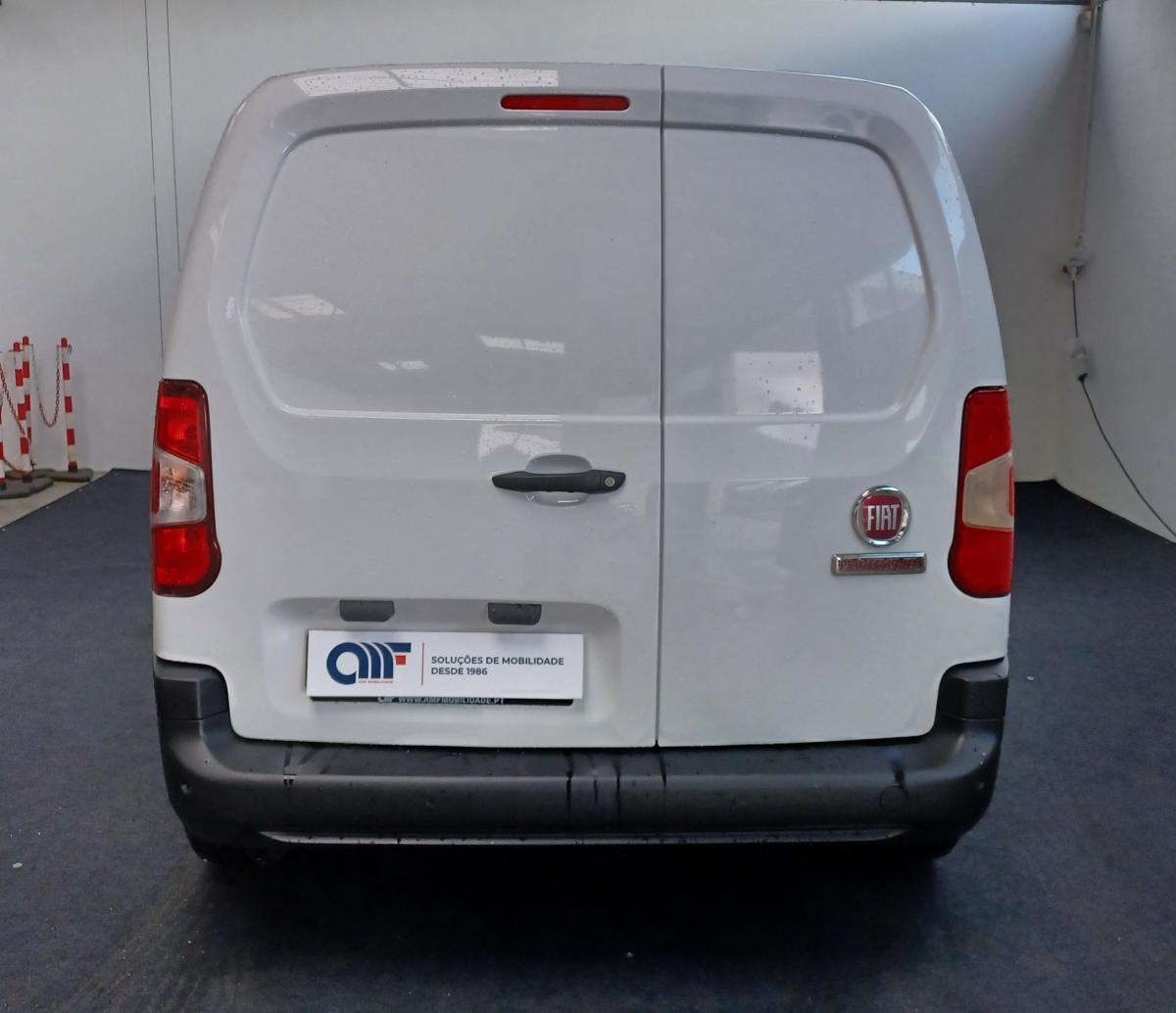 fiat-doblo-2023-diesel-1499cc