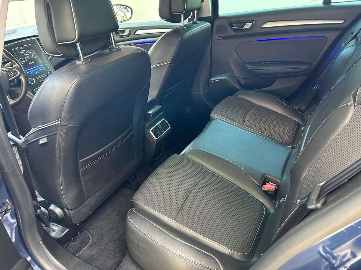 renault-megane-sport-tourer-2018-diesel-1461cc