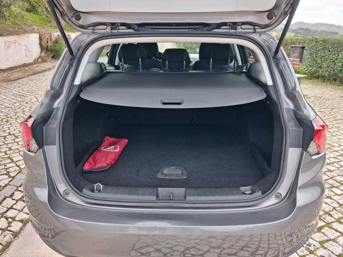fiat-tipo-station-wagon-2019-gasolina-1368cc