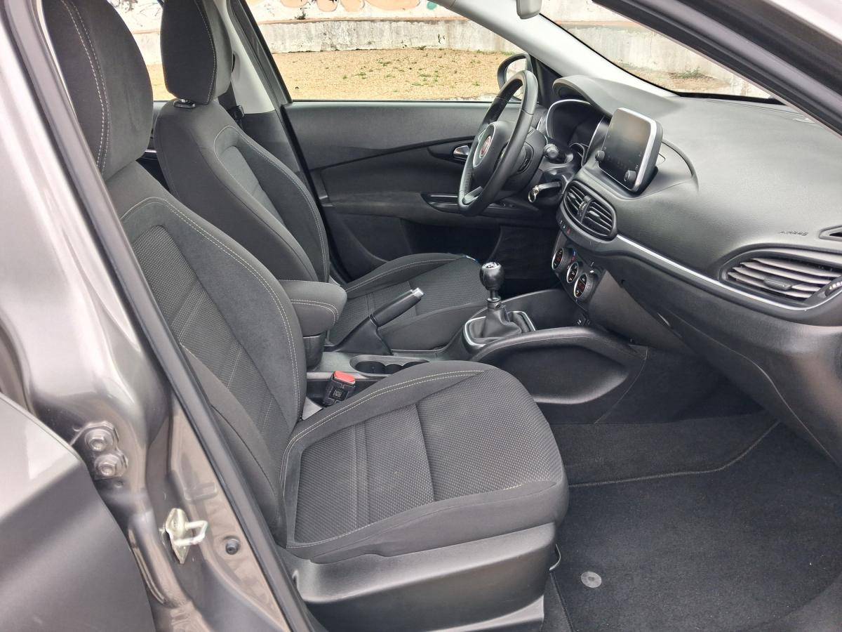 fiat-tipo-station-wagon-2019-gasolina-1368cc