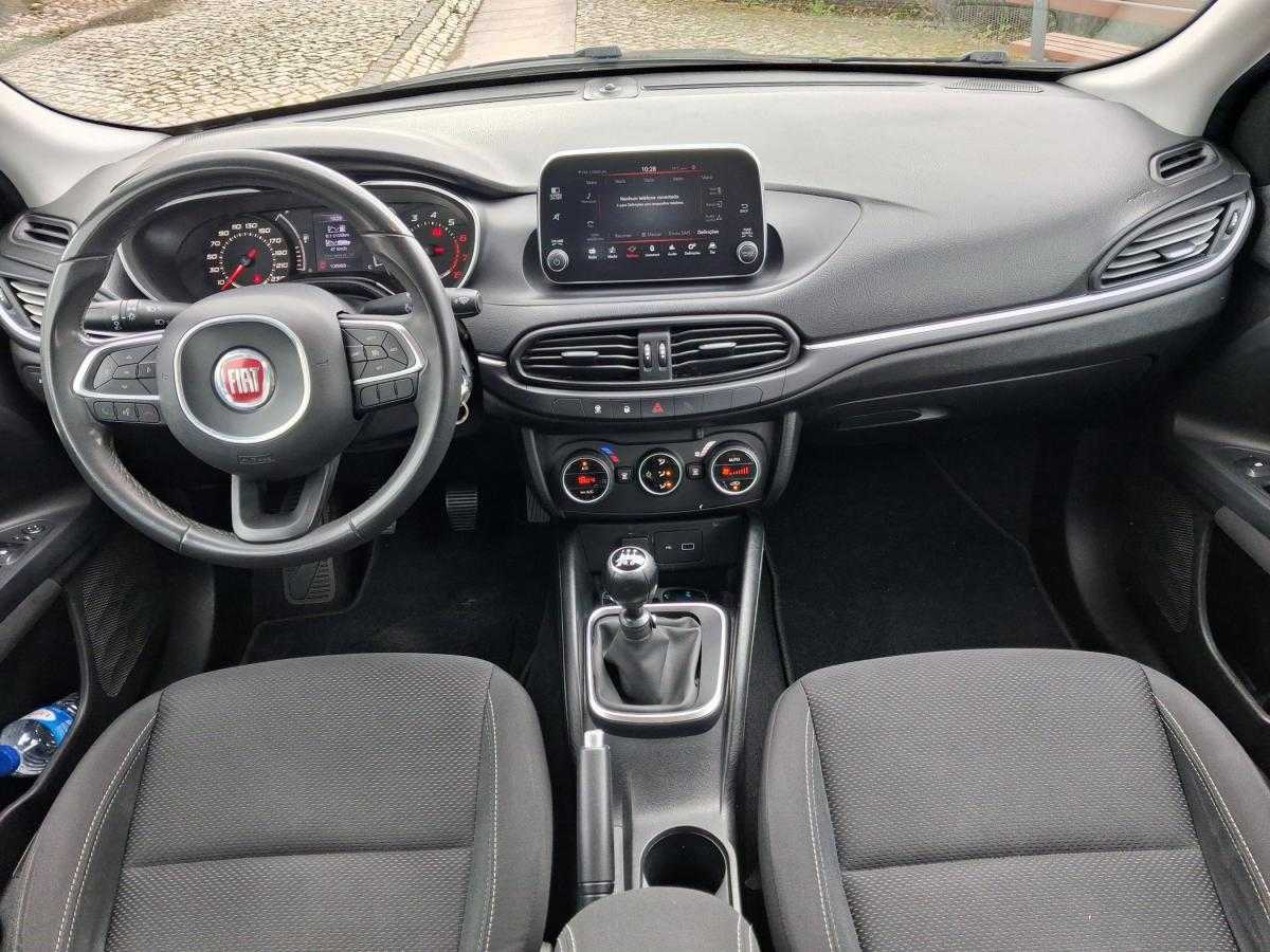 fiat-tipo-station-wagon-2019-gasolina-1368cc