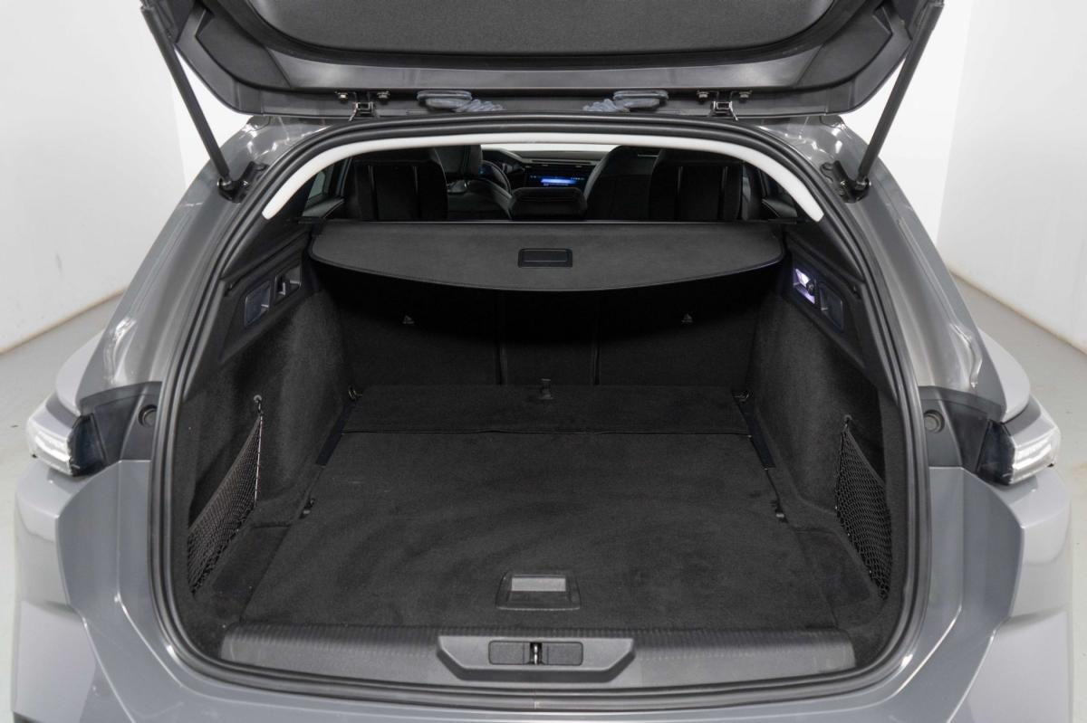 peugeot-308-sw-2024-gasolina-1199cc