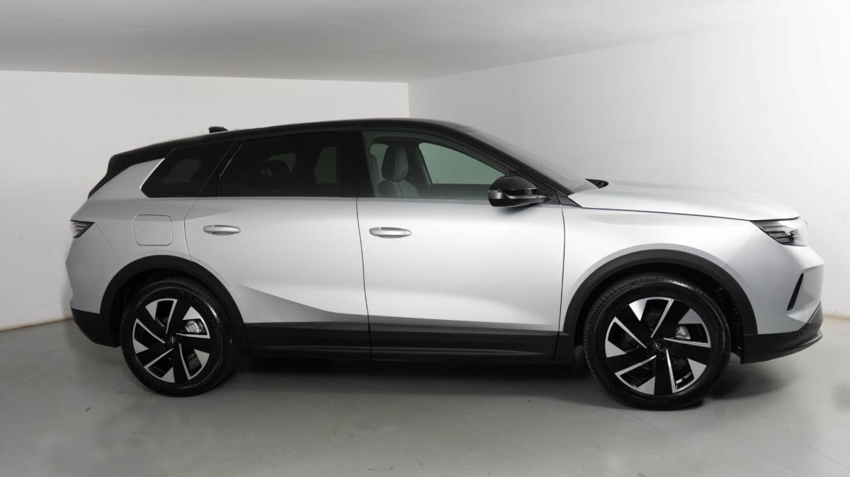 opel-grandland-2025-hibrido-a-gasolina-1199cc