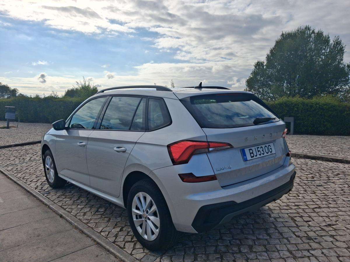 skoda-kamiq-2024-gasolina-999cc