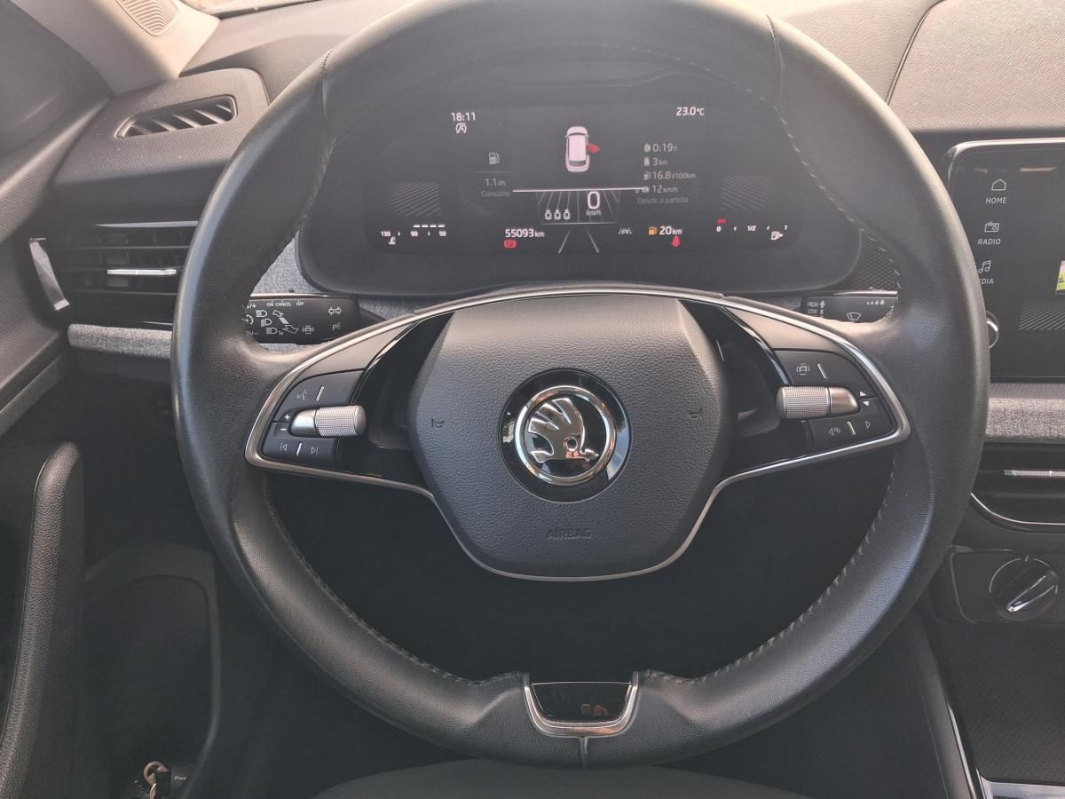 skoda-kamiq-2024-gasolina-999cc