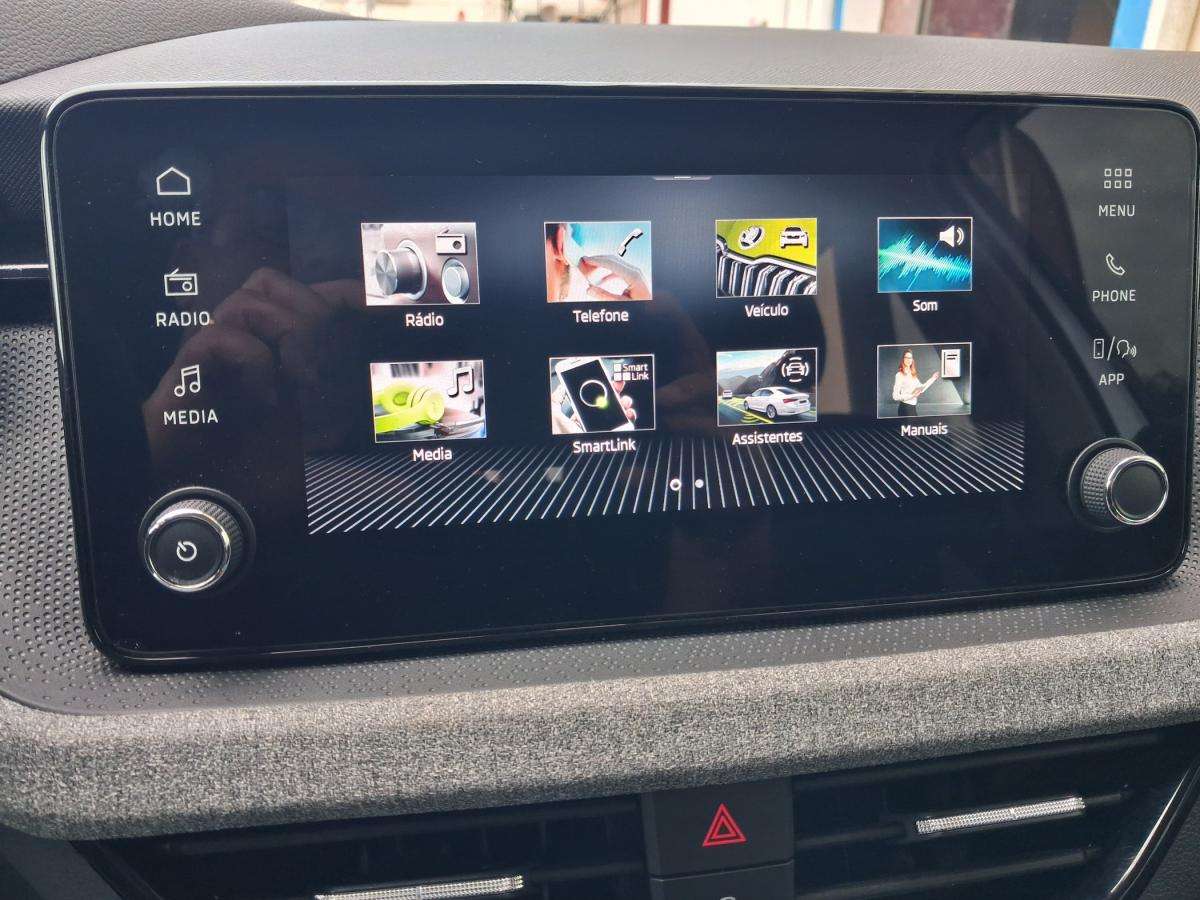 skoda-kamiq-2024-gasolina-999cc