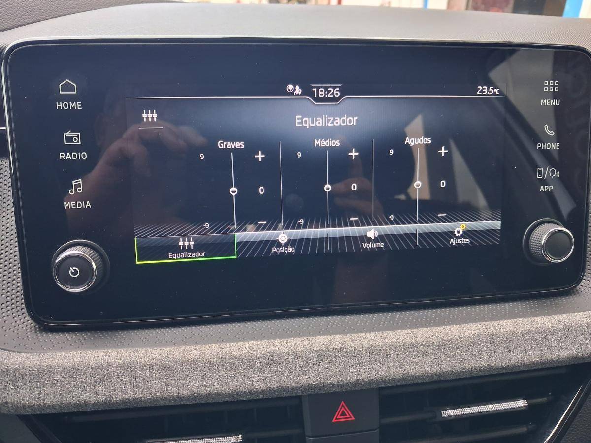 skoda-kamiq-2024-gasolina-999cc