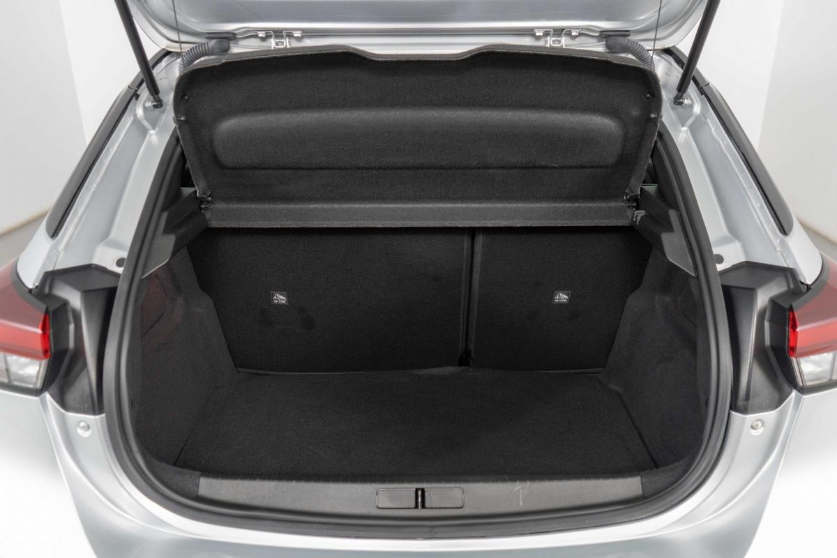 opel-corsa-2025-gasolina-1199cc