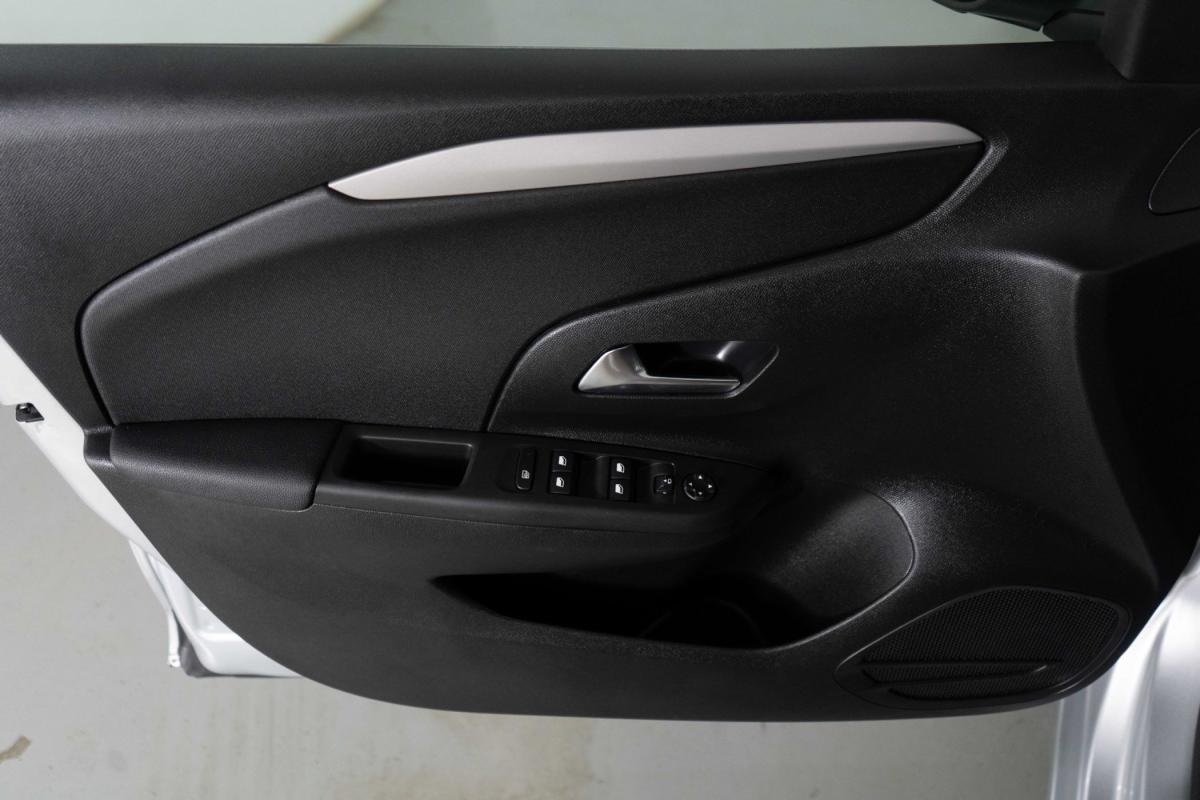 opel-corsa-2025-gasolina-1199cc