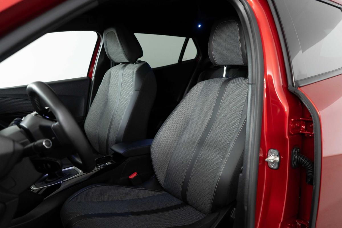 peugeot-2008-2024-gasolina-1199cc