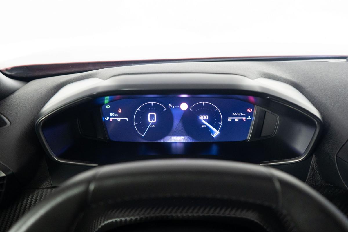 peugeot-2008-2024-gasolina-1199cc