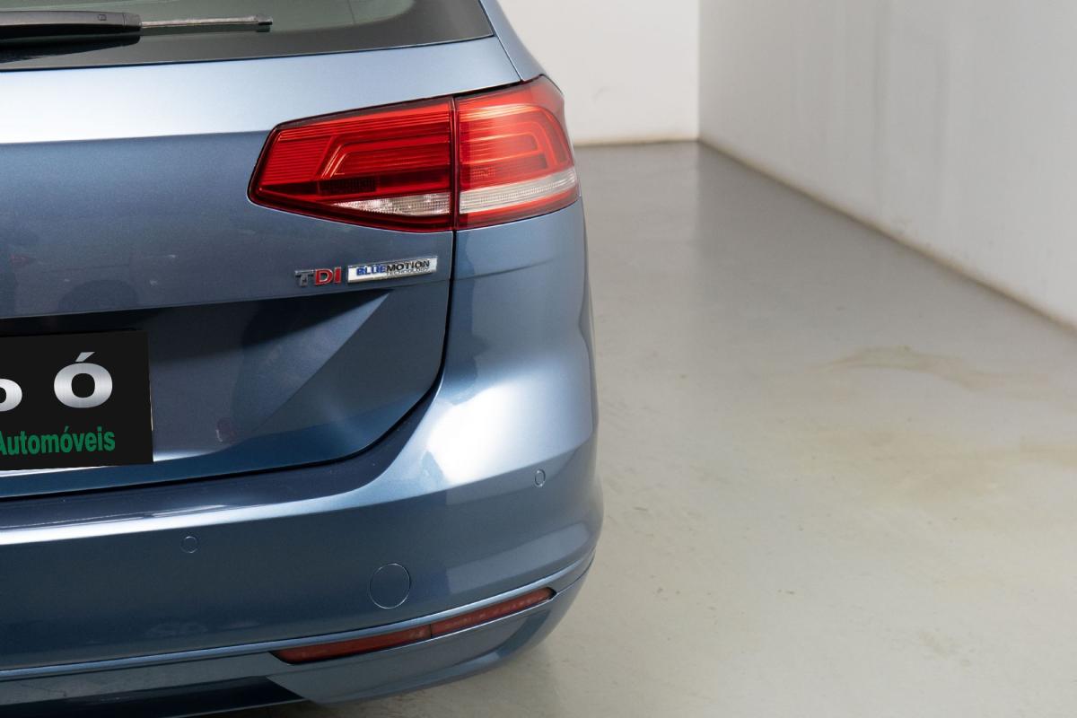 volkswagen-passat-variant-2015-diesel-1598cc