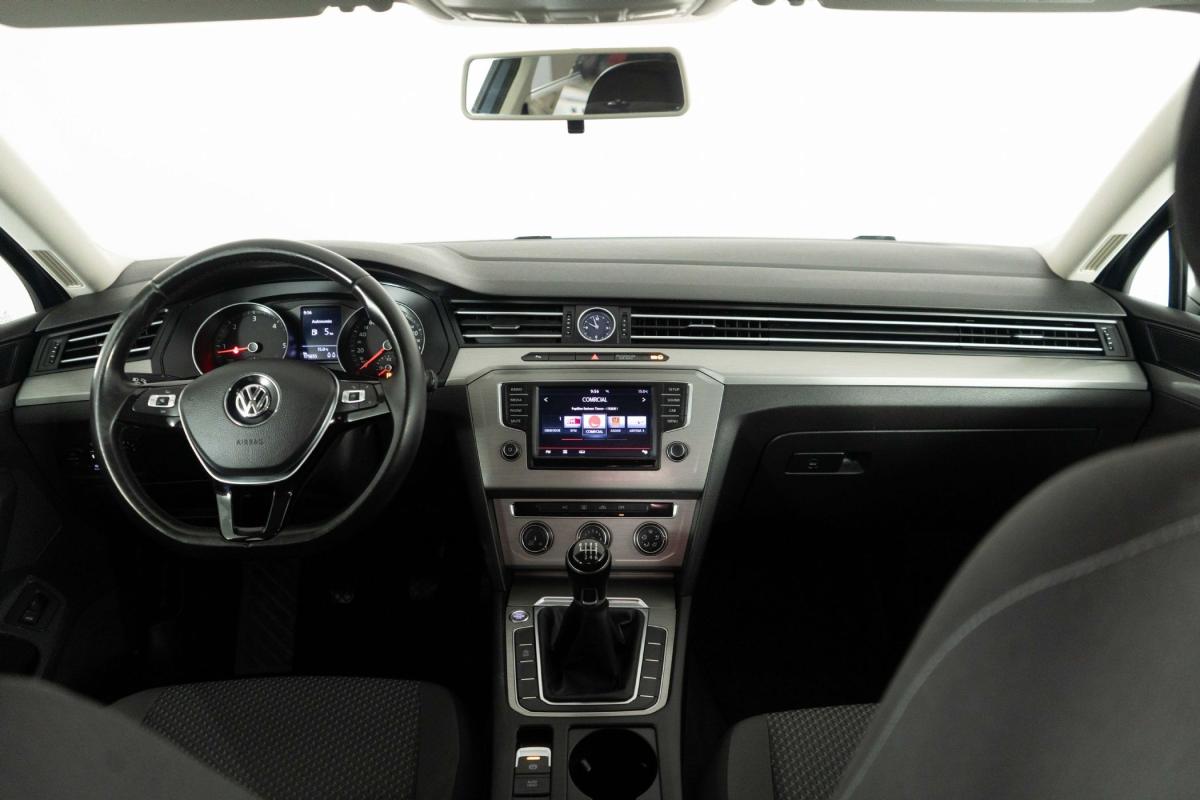 volkswagen-passat-variant-2015-diesel-1598cc