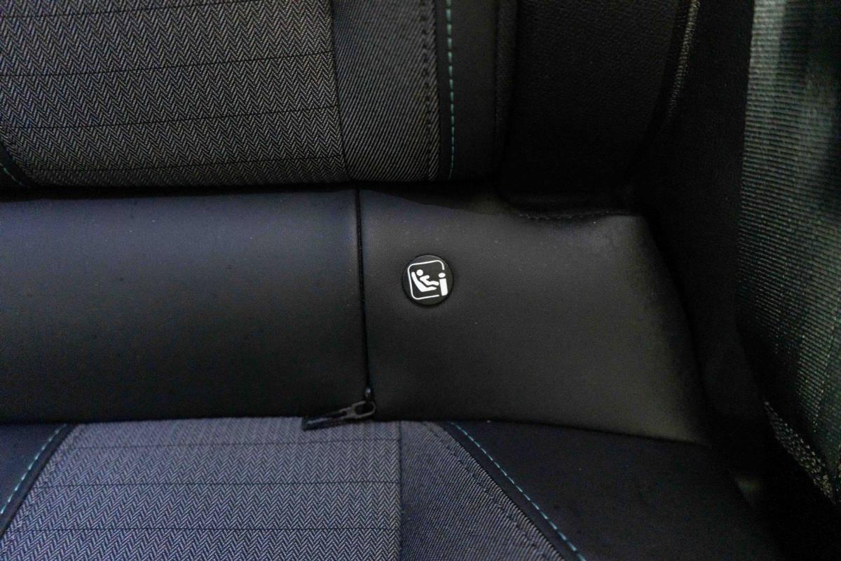 peugeot-2008-2023-gasolina-1199cc
