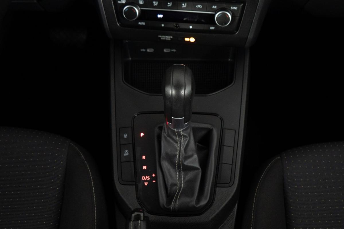seat-ibiza-2024-gasolina-999cc