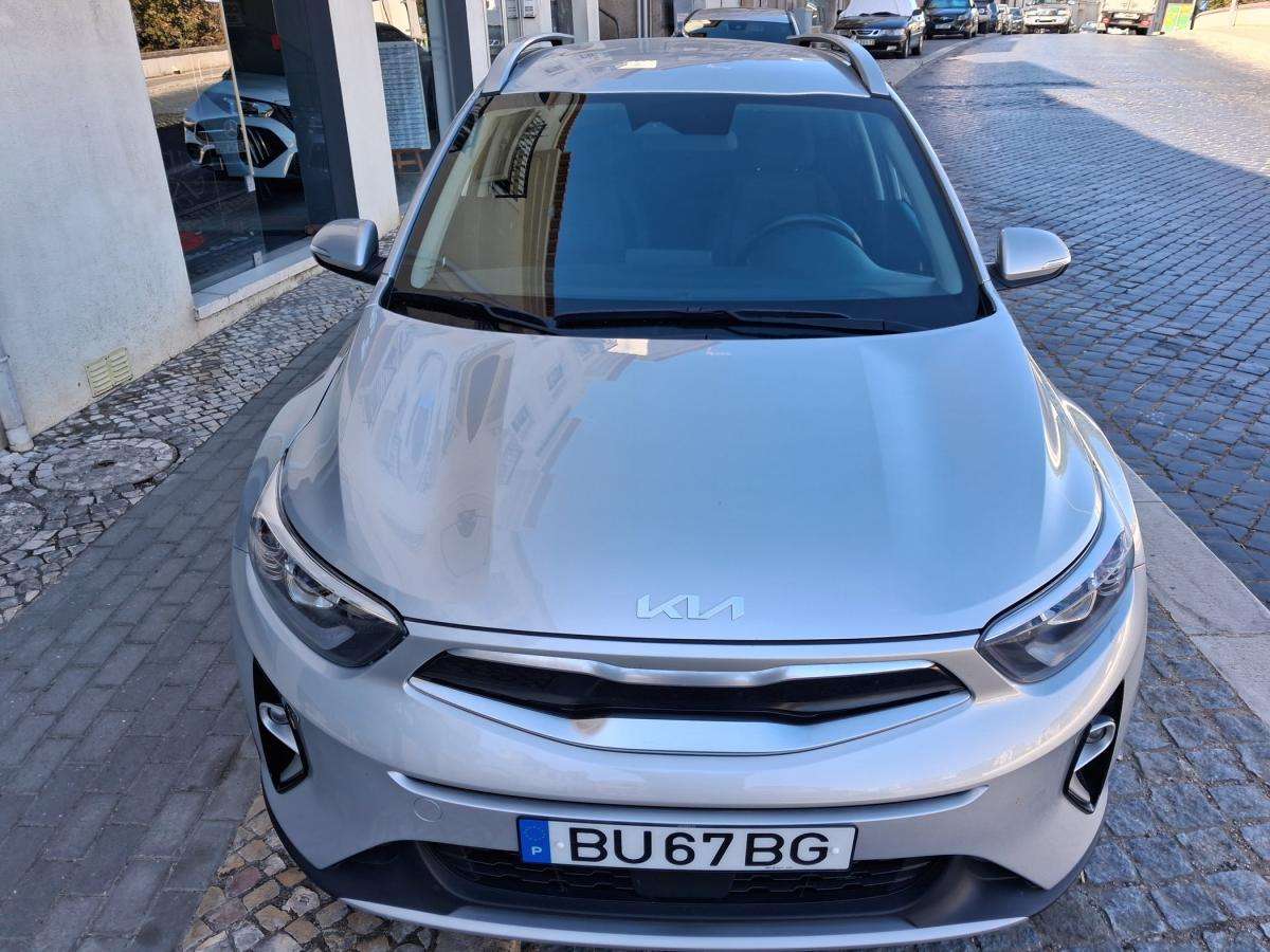 kia-stonic-2025-gasolina-998cc