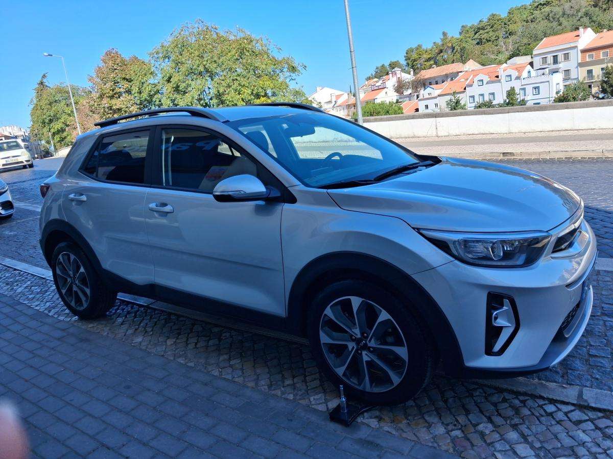 kia-stonic-2025-gasolina-998cc